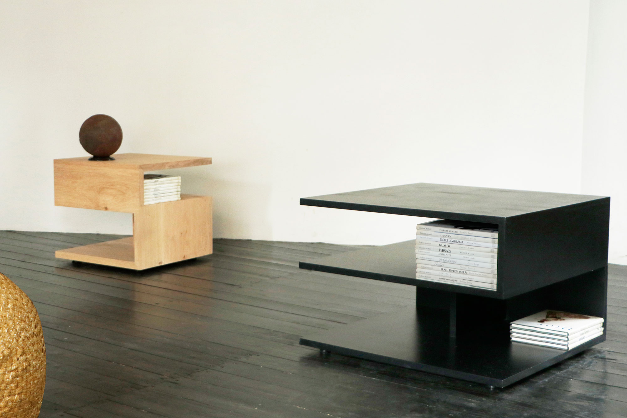 folded-coffee-table-60-60-black-design
