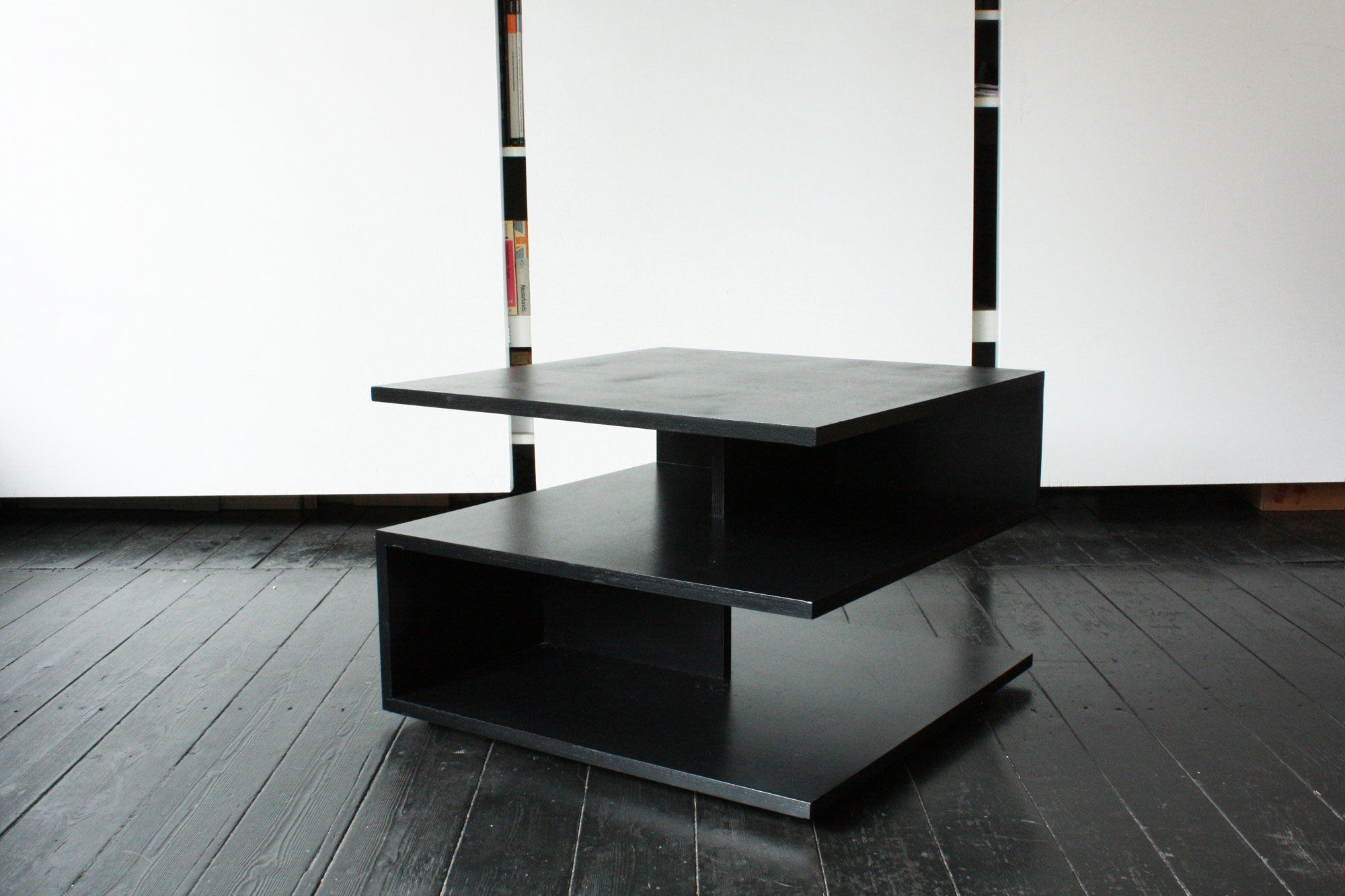 folded-series-table-multiplex-black-opaque-60-60